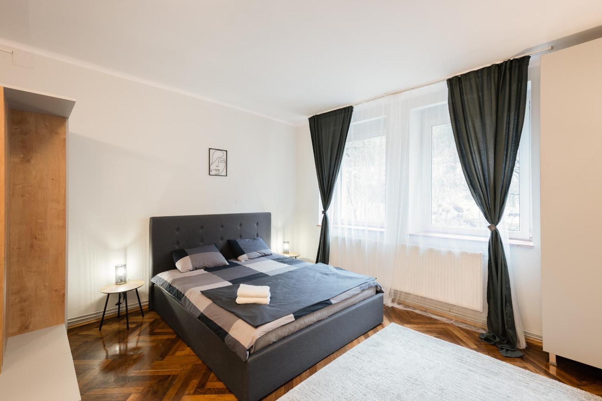 Cosy Center Apartment Brasov Bagian luar foto