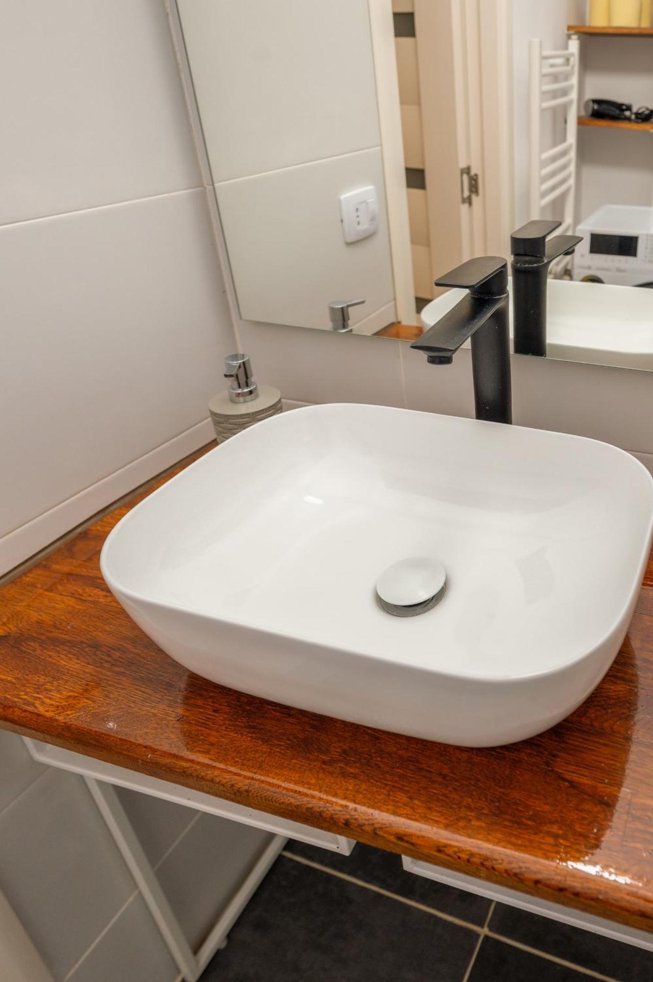 Cosy Center Apartment Brasov Bagian luar foto